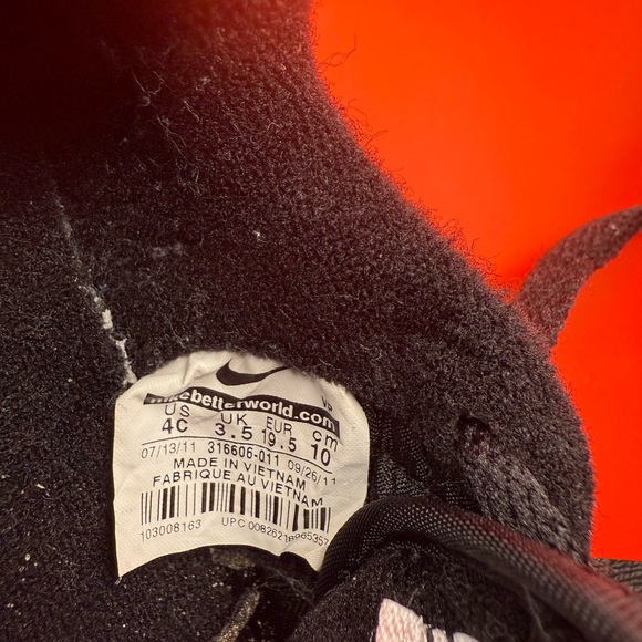 Nike Cortez Toddler Black and White Sneakers size 4C - Picture 5 of 8